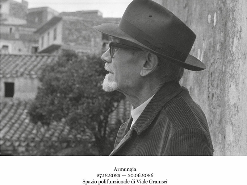 Sabato 27 dicembre, alle ore 18, presso il Polo culturale di Viale Gramsci è in programma l’inaugurazione della mostra “Emilio Lussu Profondamente umano e nuovo”, curata da Alberto Cabboi e Simone Mizzotti.